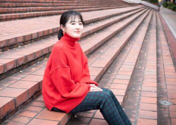 Japansk bogsensation “SMØR” udkommer på dansk – Asako Yuzuki besøger Danmark