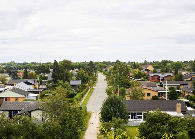 Boligmarkedet vågner i foråret – men udbuddet er stadig lavt