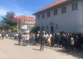 Danimarka’da ikinci tur için oy kullananların sayısı arttı